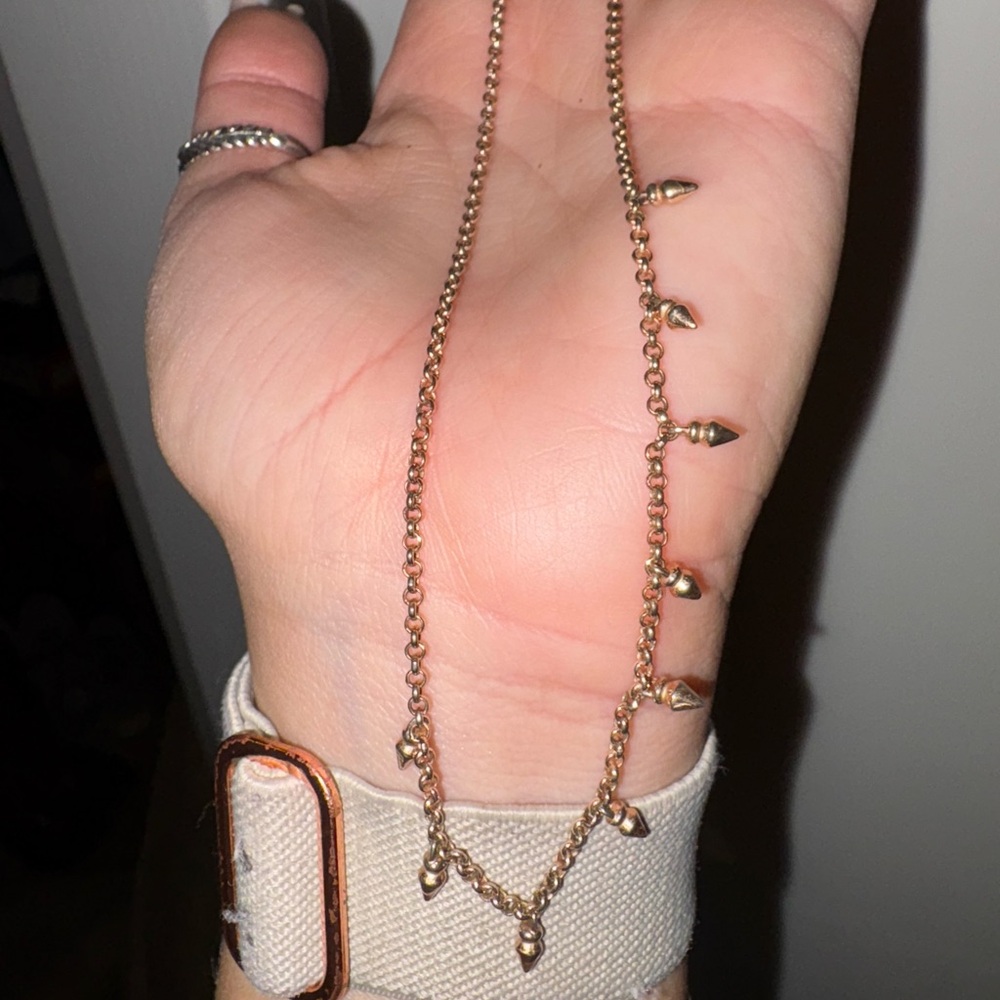 Kendra scott necklace